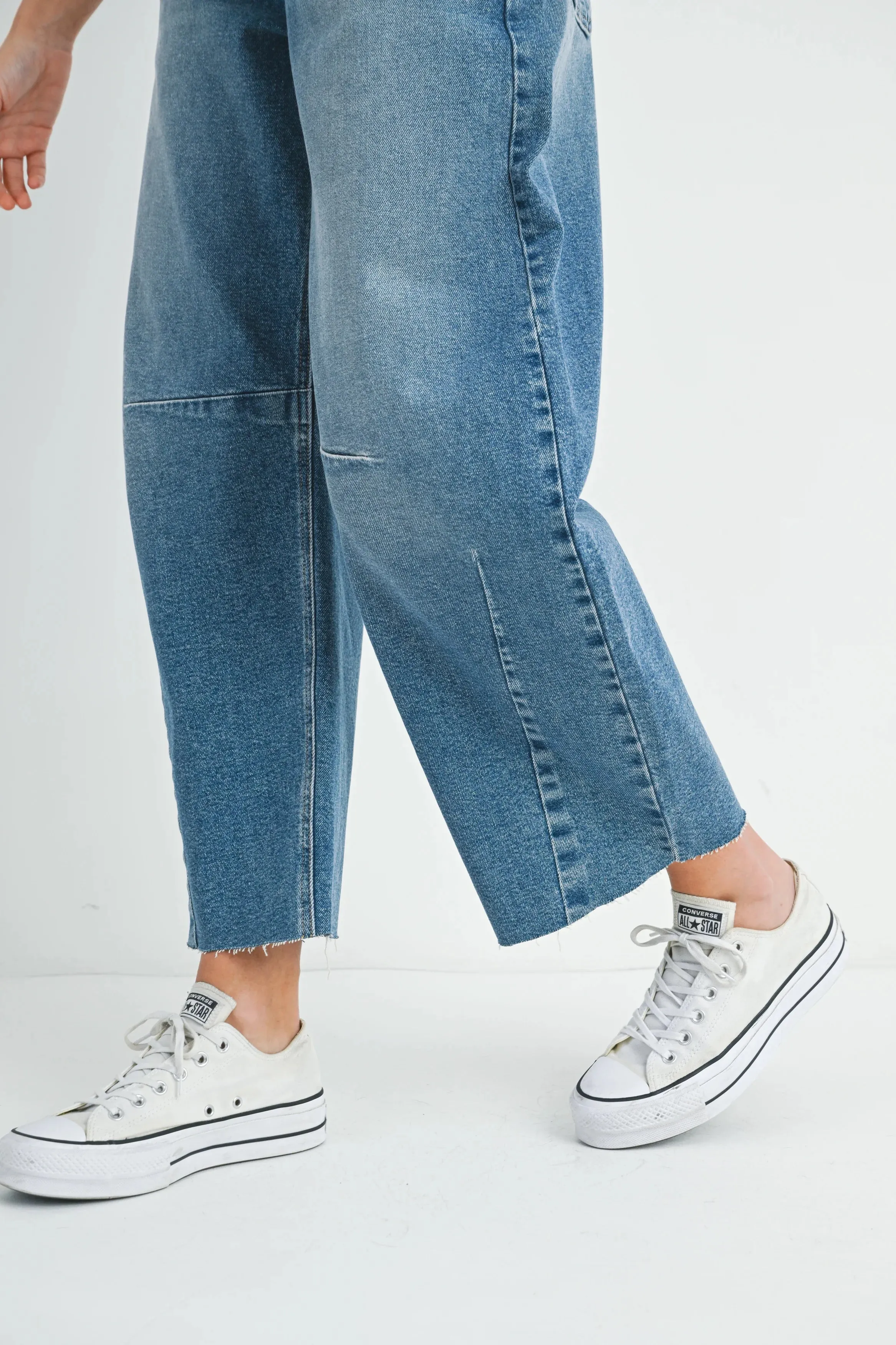 BARREL JEAN W/SEAMS