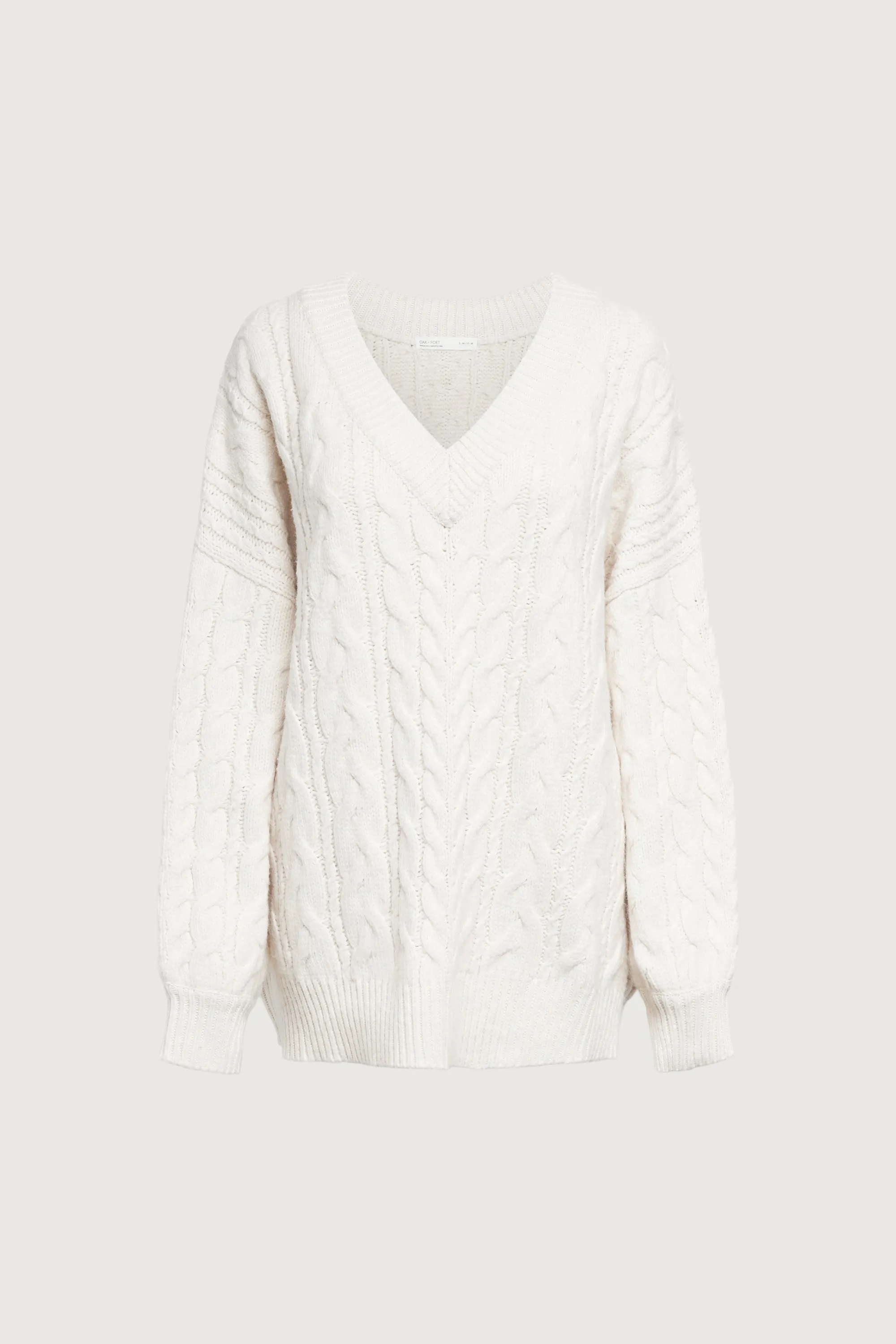 CABLE KNIT V-NECK SWEATER