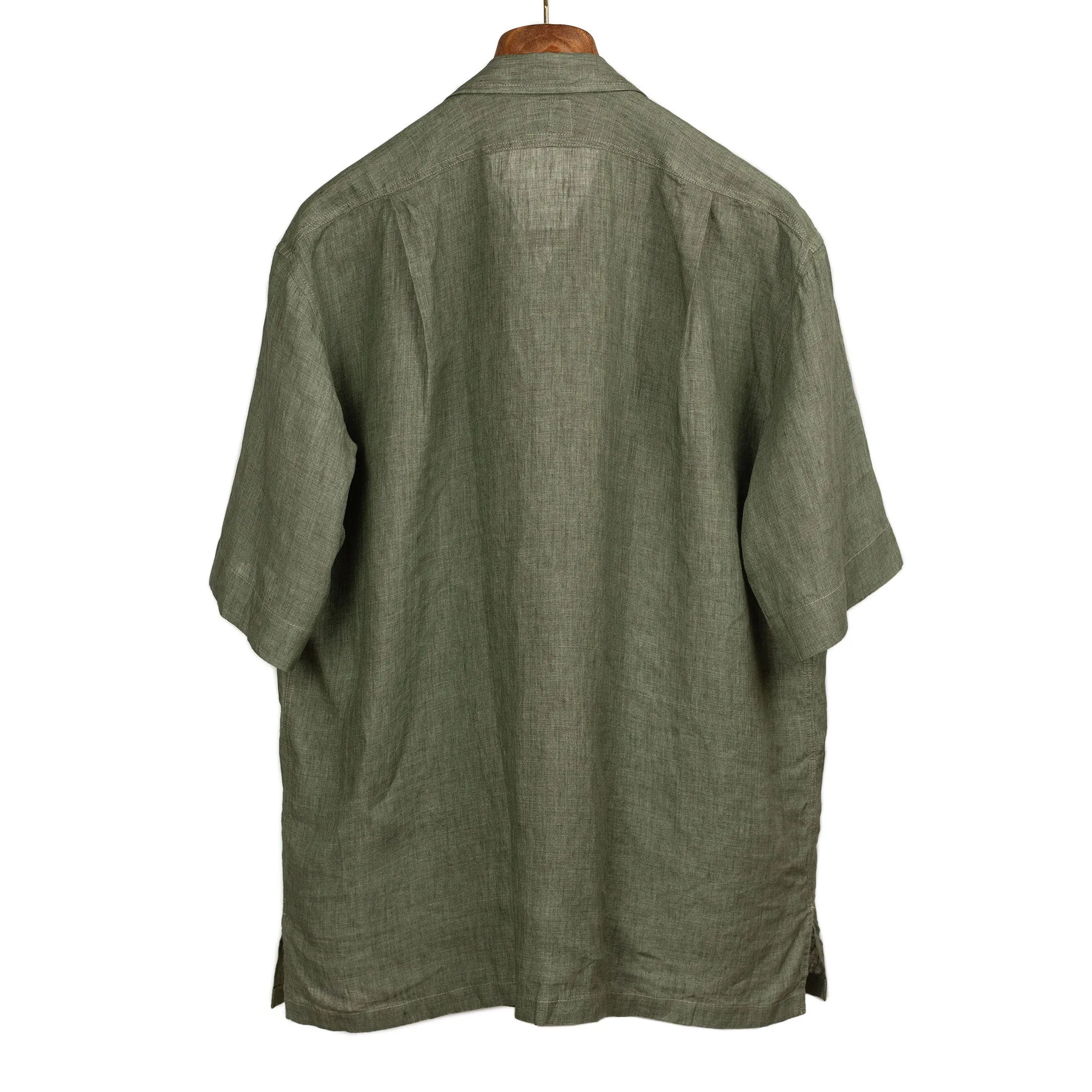 Chiringuito beach shirt in olive green lightweight linen