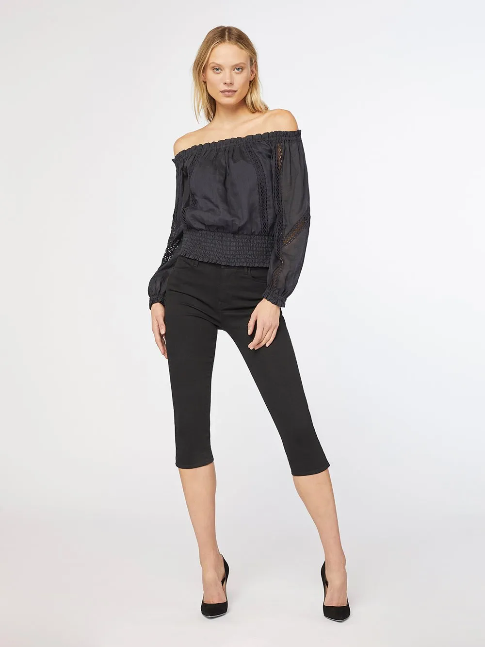 Off The Shoulder Top -- Noir