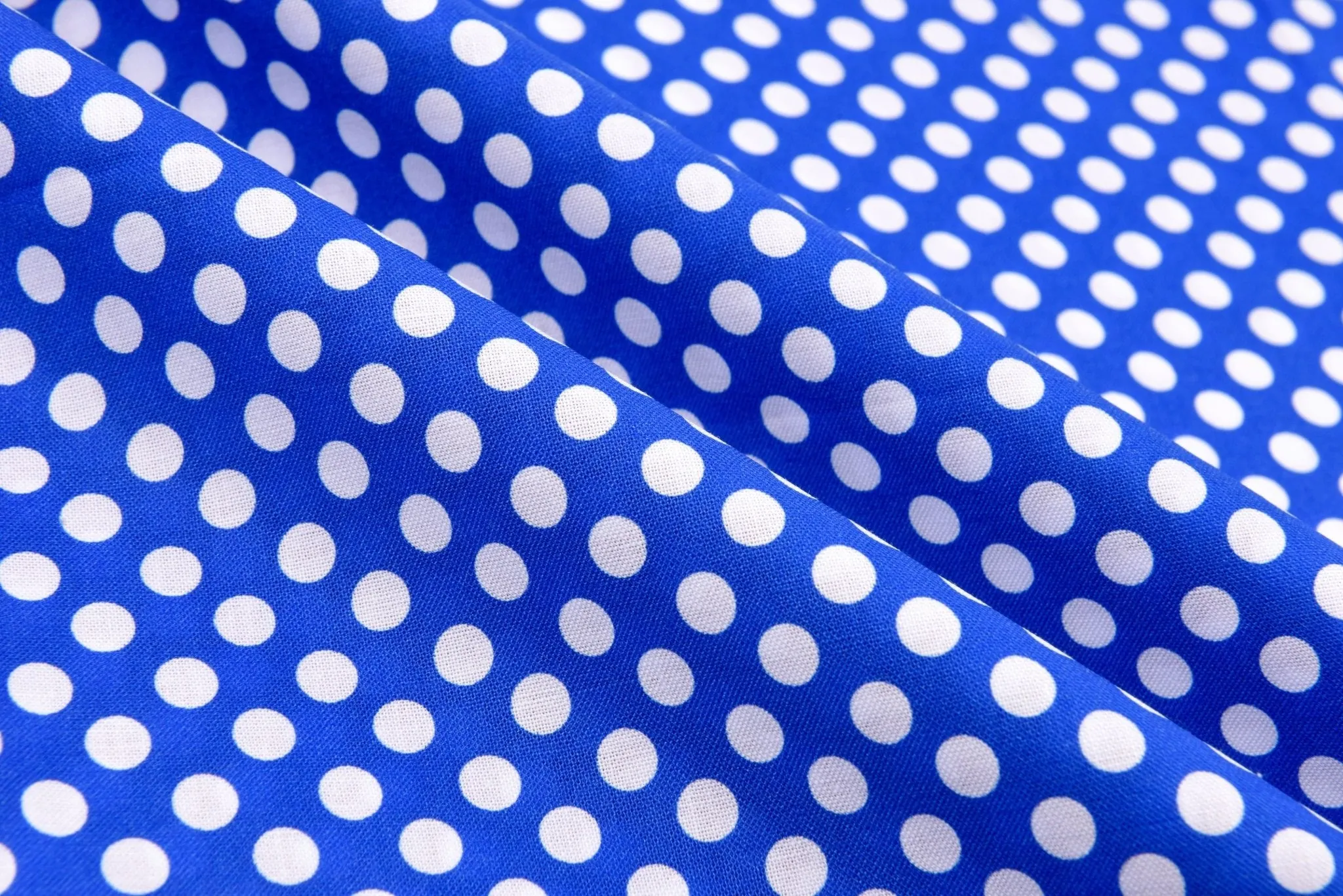 Quilted Cotton Woven Plain Textured Polka Dots Digital Print Fabric