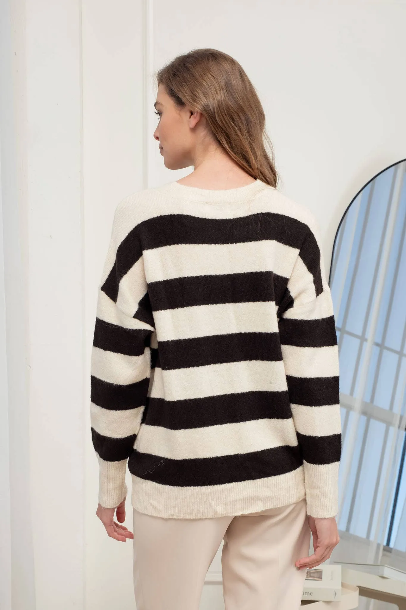 STRIPE CREW LONG SLEEVE KNIT SWEATER